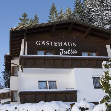 Gaestehaus Julia Pensión